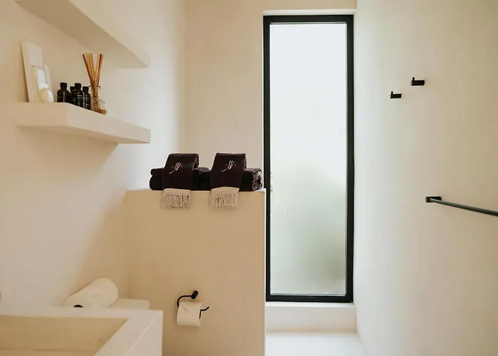 Casa Moderna Villa *