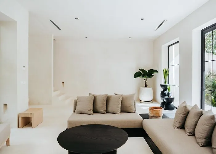 Casa Moderna Villa *